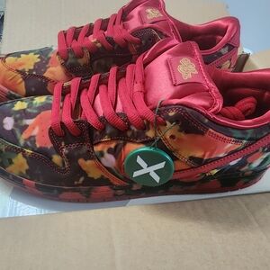 Nike Dunk Low Wizard of OZ